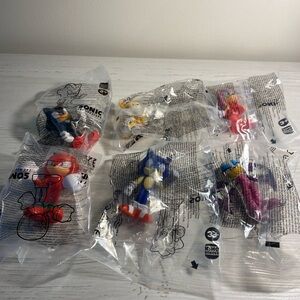 Sonic the Hedgehog Action Figure Set - Multicolor. Burger King 2025 toys.
